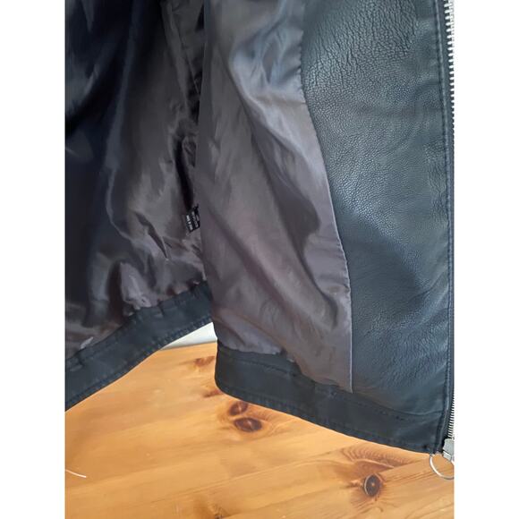 Baccini Jacket Faux Leather Hoodie with soft knit sleeves and hood Size Large - Picture 7 of 10